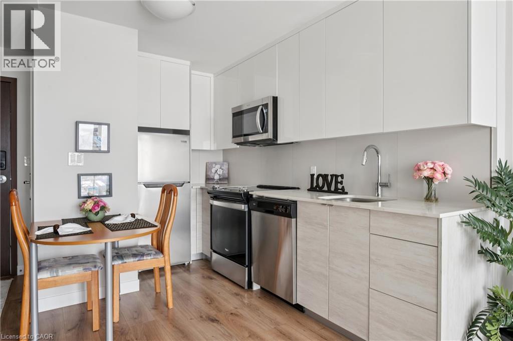 60 Frederick Street Unit# 2812, Kitchener, Ontario  N2H 0C7 - Photo 8 - 40807817