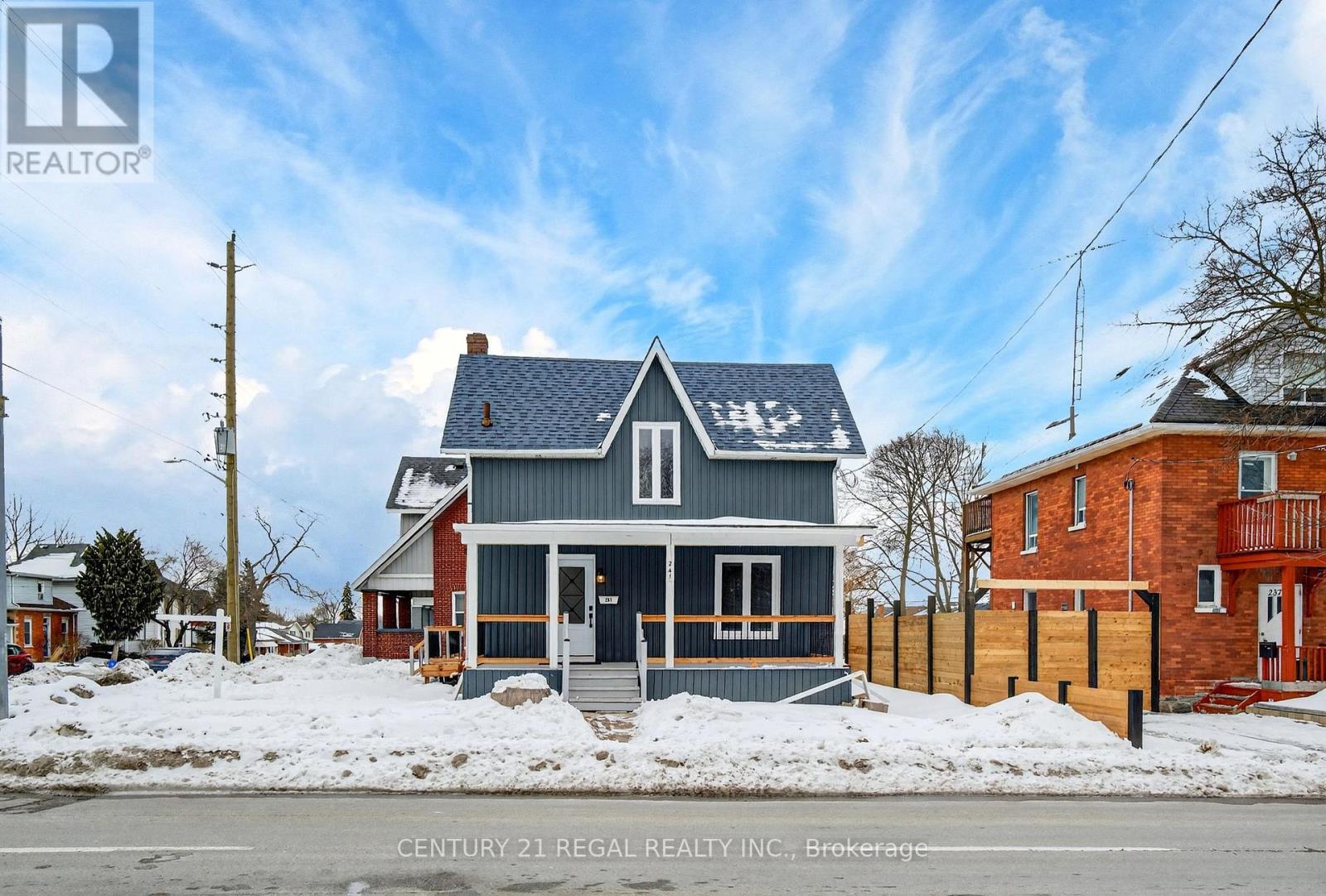 241 MARY STREET N, Oshawa, Ontario