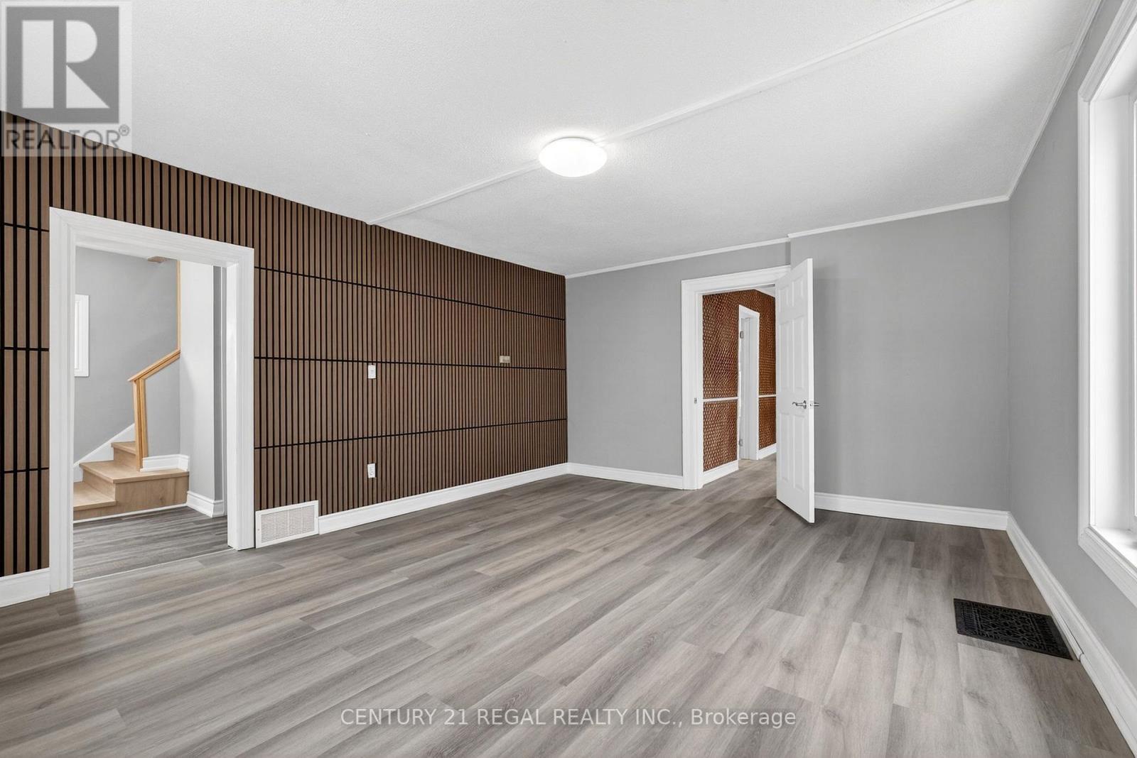 241 Mary Street N, Oshawa, Ontario  L1G 5C5 - Photo 11 - E12825828