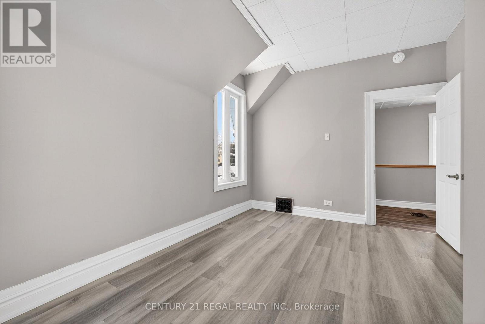 241 Mary Street N, Oshawa, Ontario  L1G 5C5 - Photo 19 - E12825828