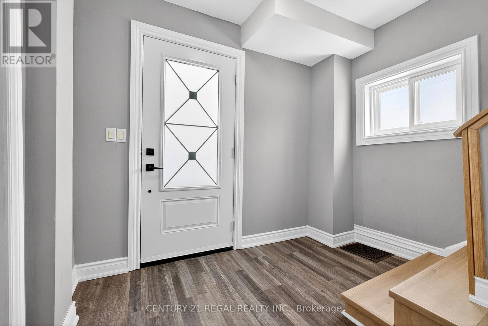 241 Mary Street N, Oshawa, Ontario  L1G 5C5 - Photo 5 - E12825828