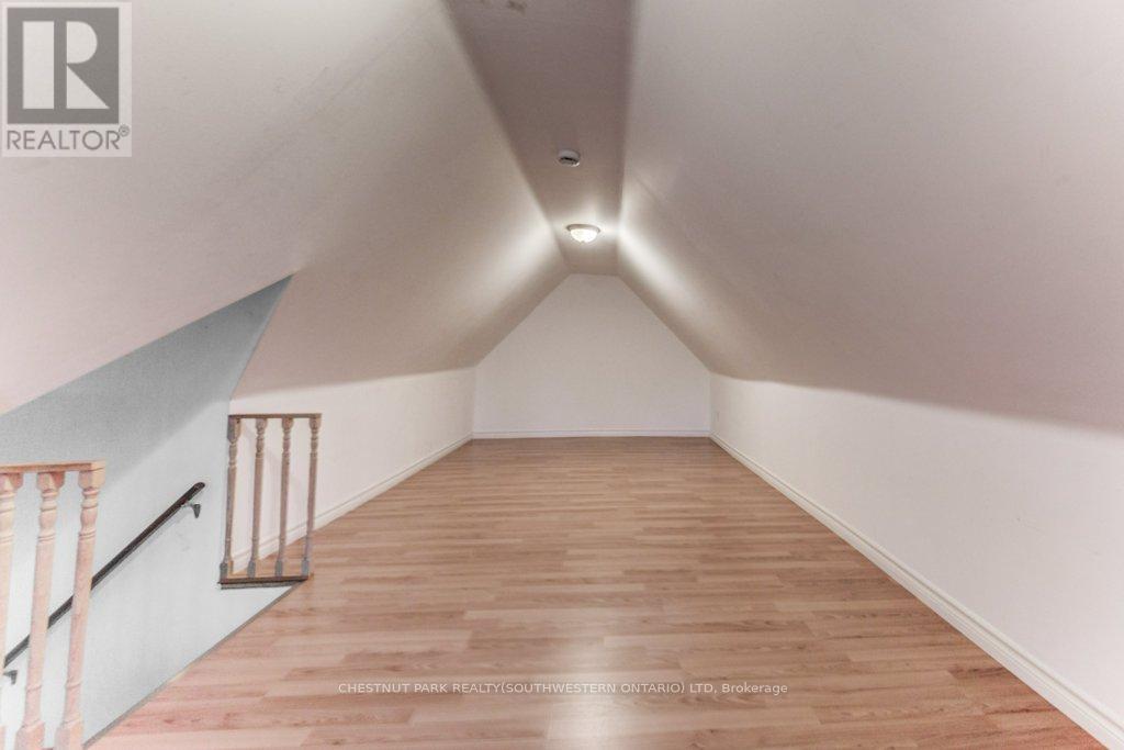 26 St. Leger Street, Kitchener, Ontario  N2H 4L9 - Photo 20 - X12825804