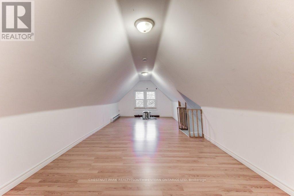 26 St. Leger Street, Kitchener, Ontario  N2H 4L9 - Photo 21 - X12825804