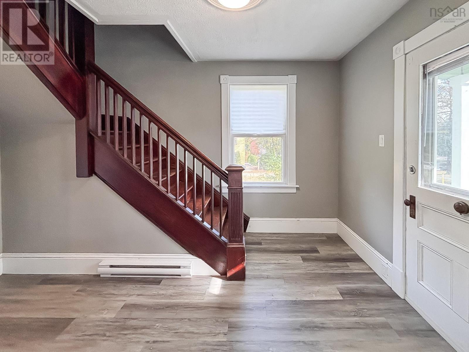 186 Dufferin Street, Bridgewater, Nova Scotia  B4V 2G7 - Photo 14 - 202526249