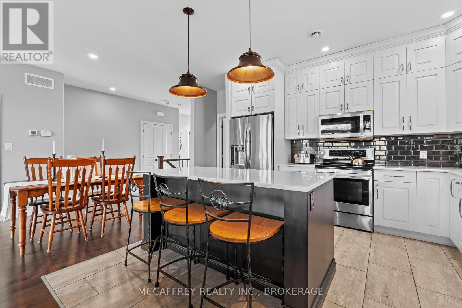 25 Staikos Court, Greater Napanee, Ontario  K7R 0B9 - Photo 9 - X12825836