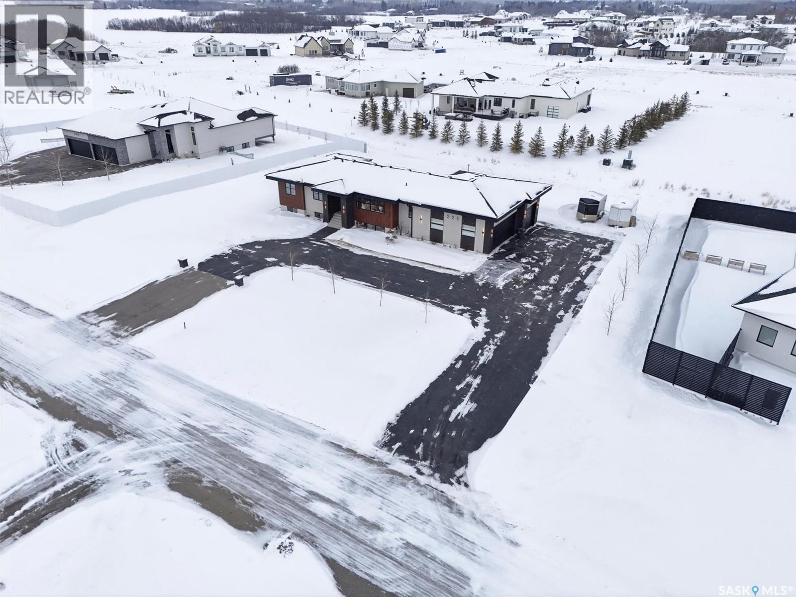 225 Edgemont Crescent, Corman Park Rm No. 344, Saskatchewan  S7T 0Z8 - Photo 2 - SK029249