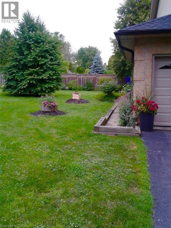 644 Upper Paradise Road Unit# 20, Hamilton, Ontario  L9C 7K8 - Photo 2 - 40806458