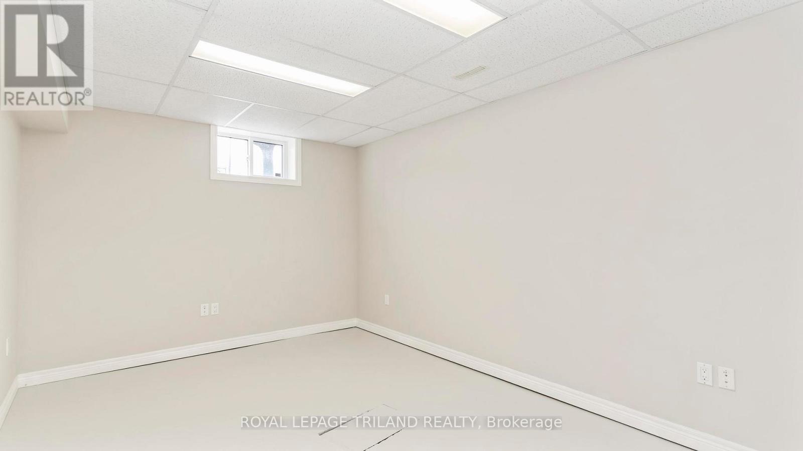 374 Elm Street, St. Thomas, Ontario  N5R 1K1 - Photo 23 - X12825864