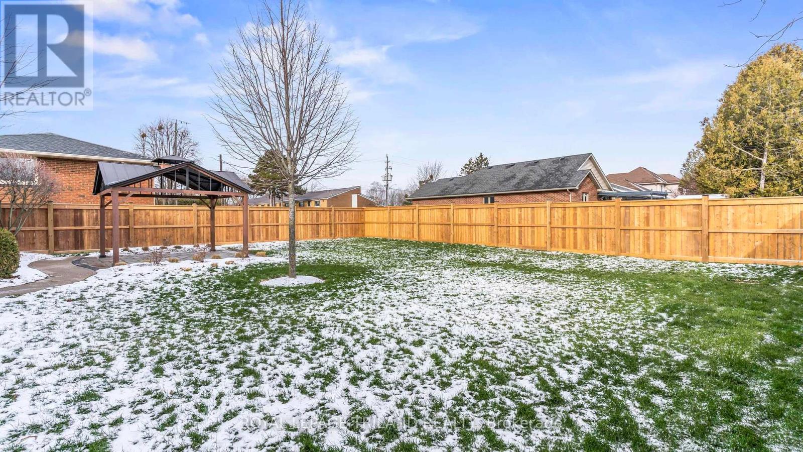 374 Elm Street, St. Thomas, Ontario  N5R 1K1 - Photo 31 - X12825864