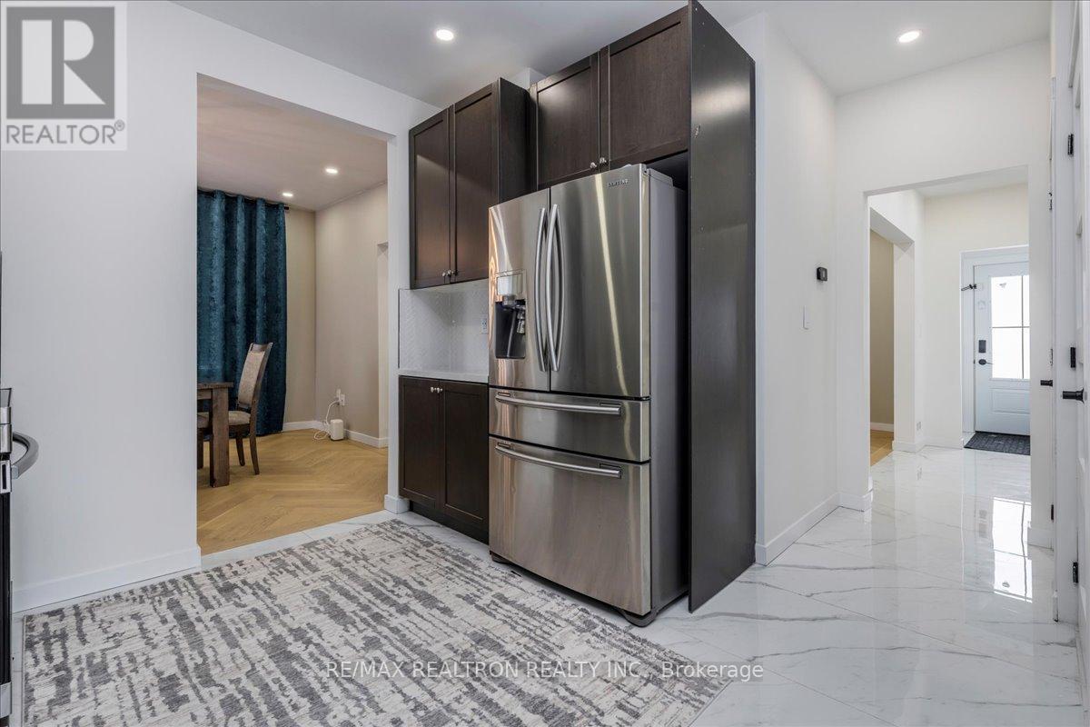 119 Jephson Street, Tay, Ontario  L0K 2A0 - Photo 9 - S12824130