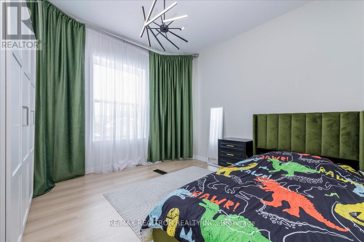 119 Jephson Street, Tay, Ontario  L0K 2A0 - Photo 24 - S12824130