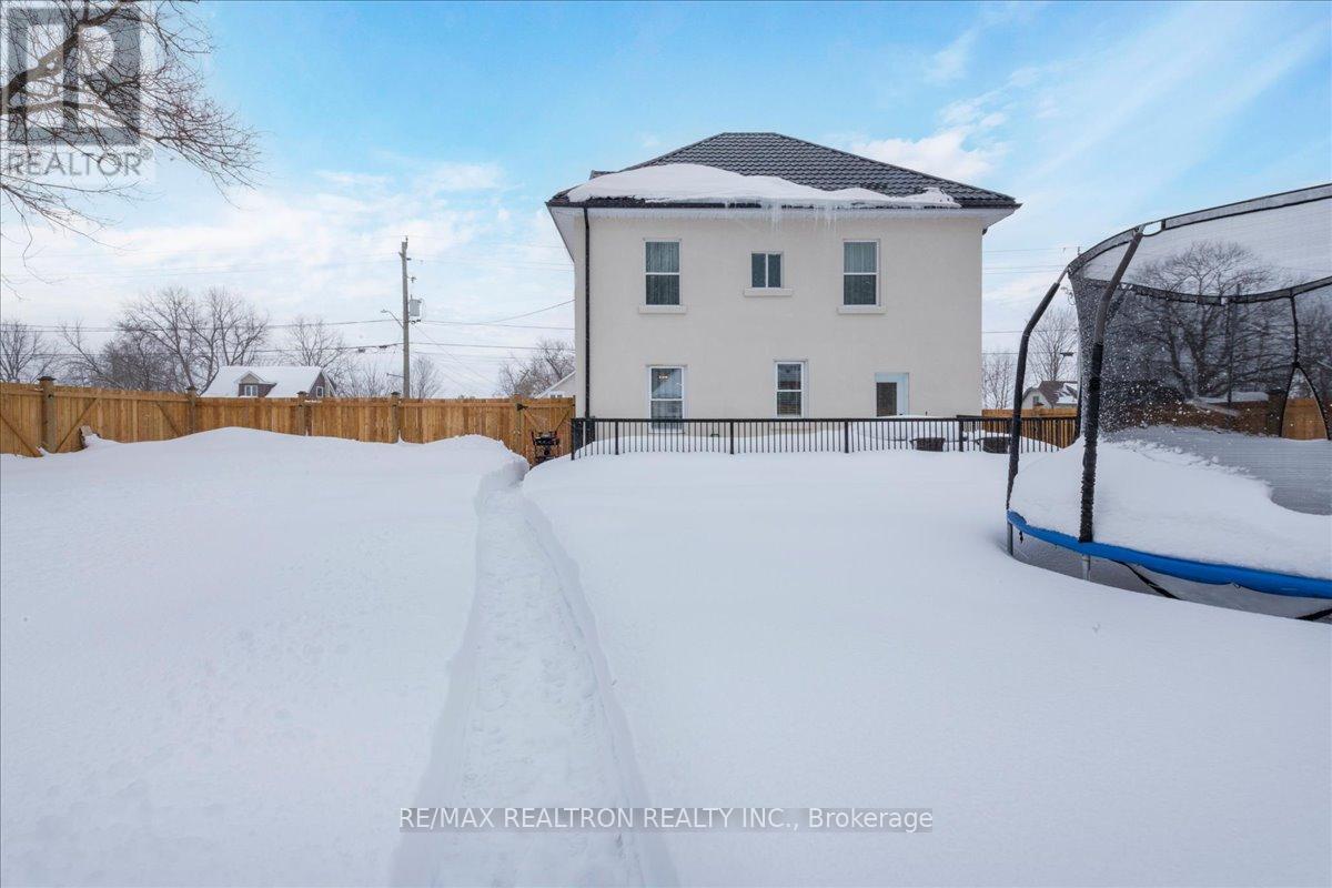 119 Jephson Street, Tay, Ontario  L0K 2A0 - Photo 30 - S12824130