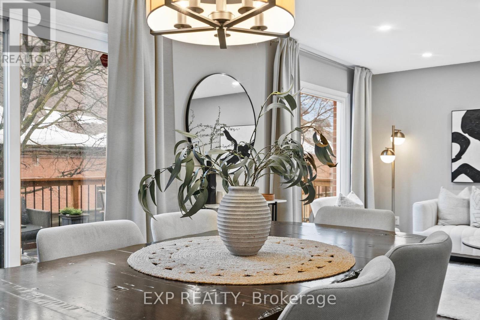 3005 Olympus Mews, Mississauga, Ontario  L5N 4V5 - Photo 7 - W12811348