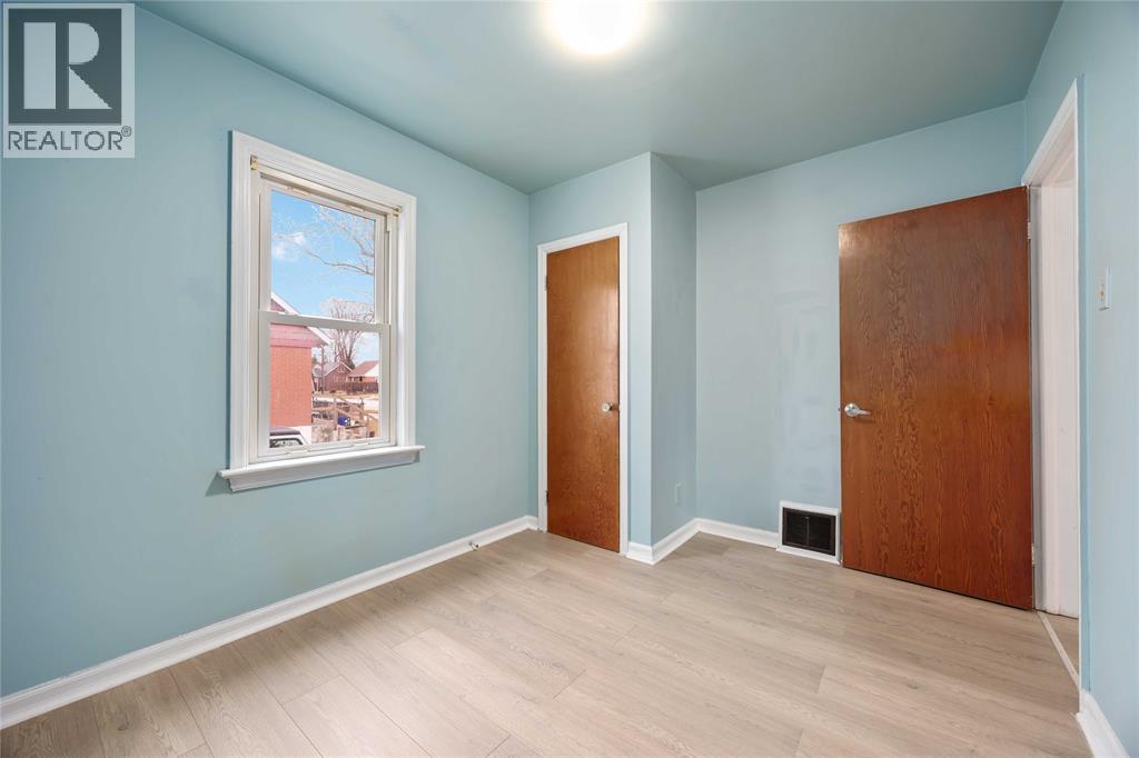 478 Indian Road North, Sarnia, Ontario  N7T 7G4 - Photo 10 - 26003672