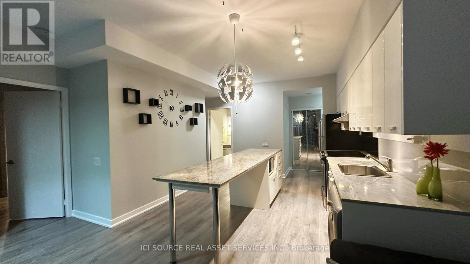 Ph09 - 29 Singer Court, Toronto, Ontario  M2K 0B3 - Photo 3 - C12825838