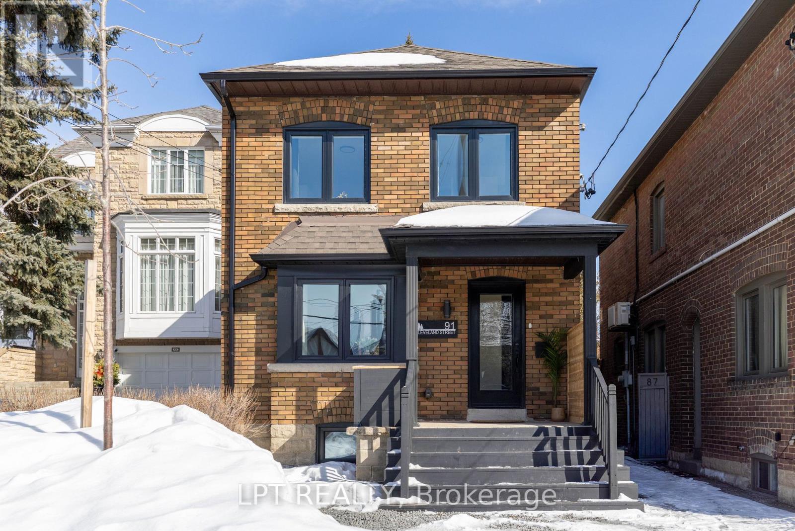 91 Cleveland Street, Toronto, Ontario  M4S 2W4 - Photo 3 - C12825852