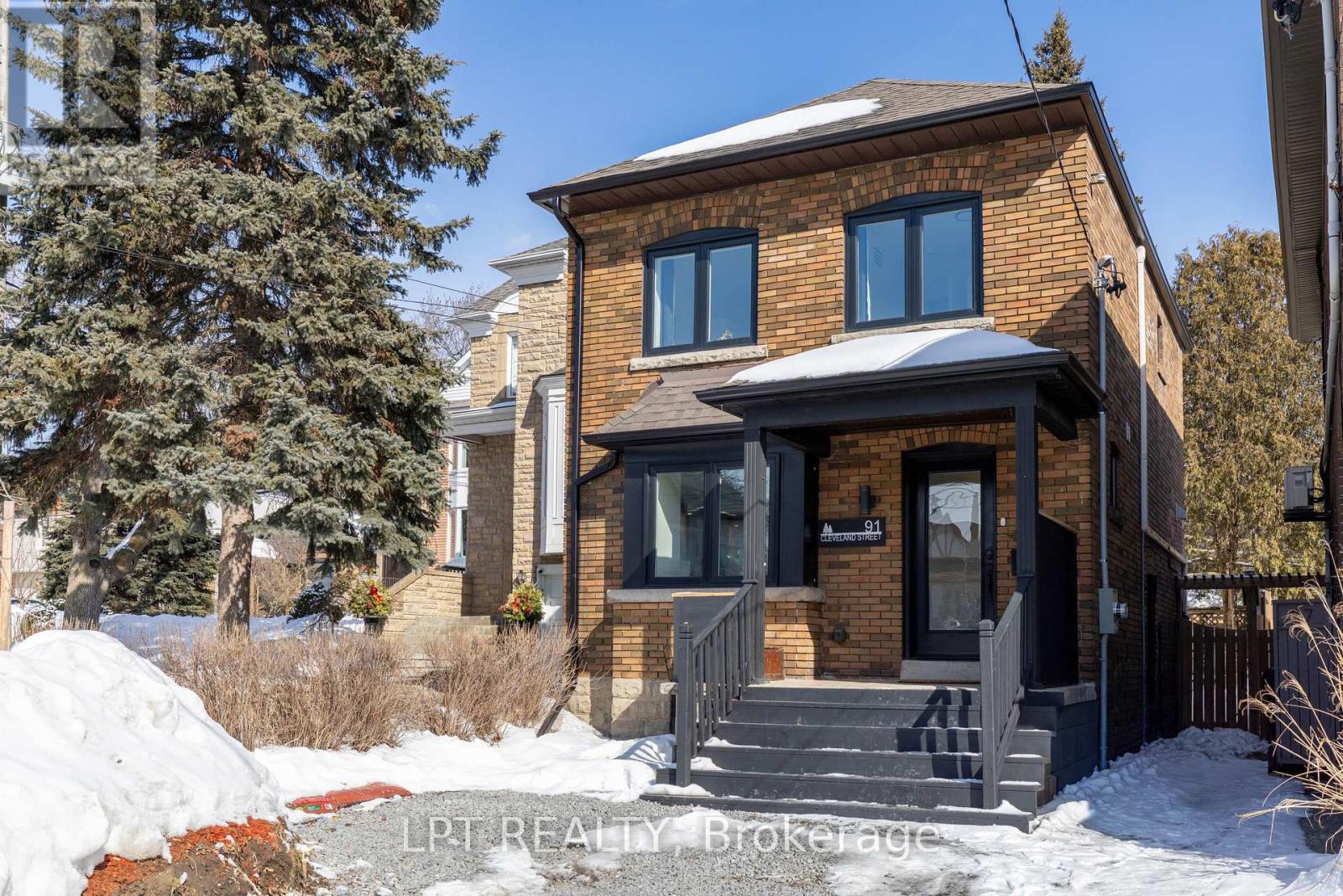 91 Cleveland Street, Toronto, Ontario  M4S 2W4 - Photo 4 - C12825852