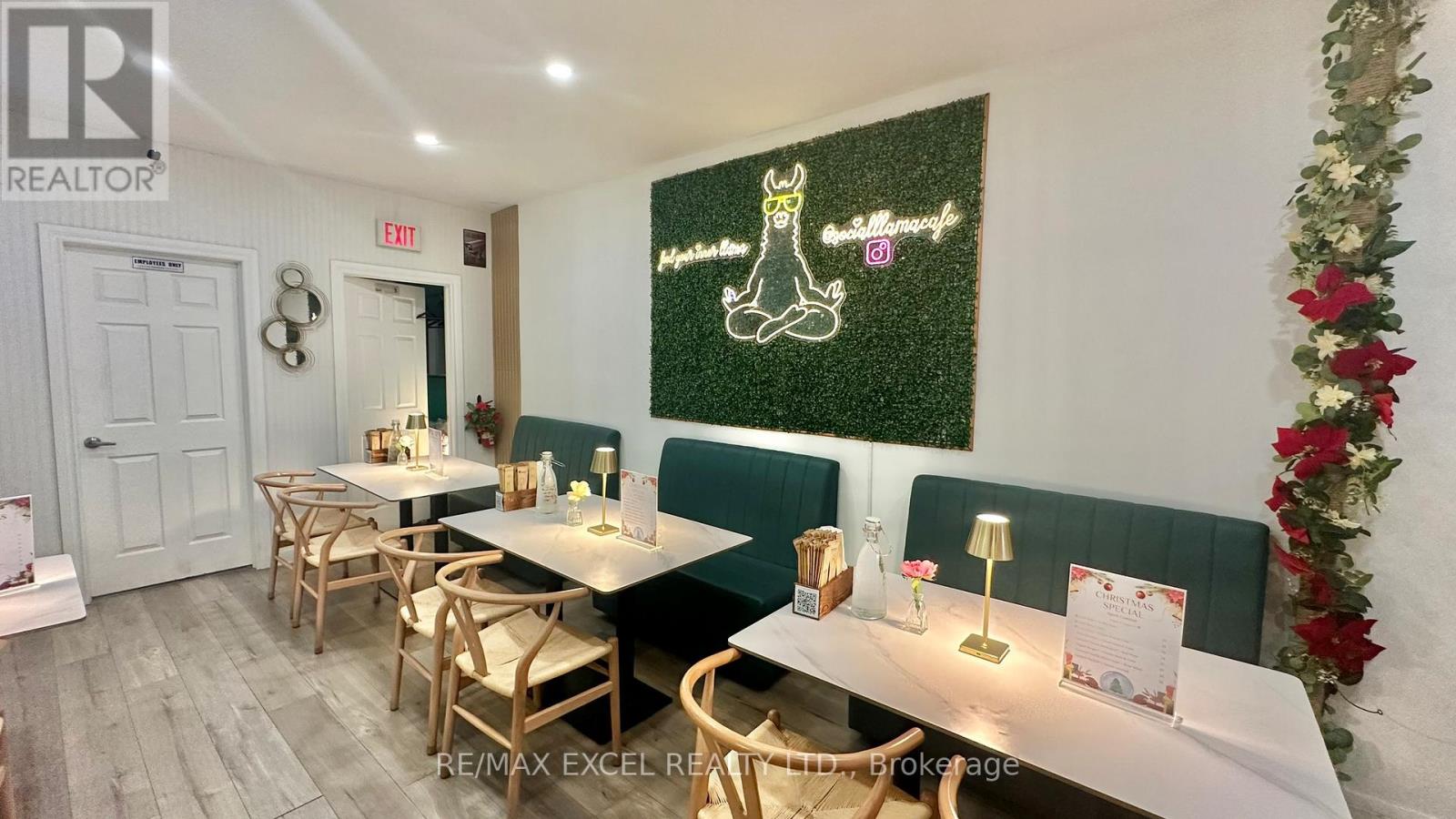 2107 Yonge Street, Toronto (Yonge-Eglinton), Ontario  M4S 2A4 - Photo 6 - C12825860