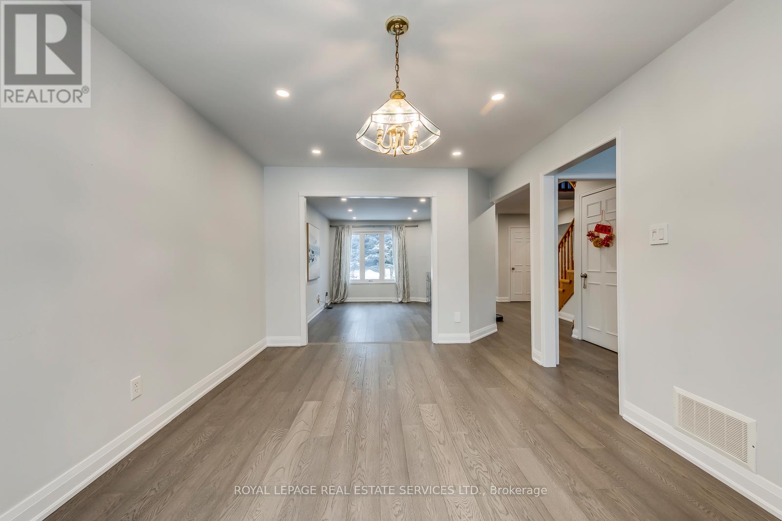 68 Nadine Crescent, Markham (Unionville), Ontario  L3R 7Y5 - Photo 8 - N12825858