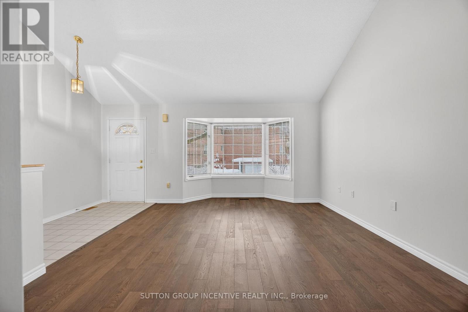 403 - 40 Museum Drive, Orillia, Ontario L3V 7T9 - Photo 8 - S12825842