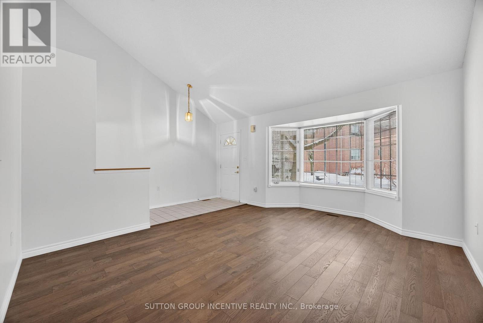 403 - 40 Museum Drive, Orillia, Ontario L3V 7T9 - Photo 9 - S12825842