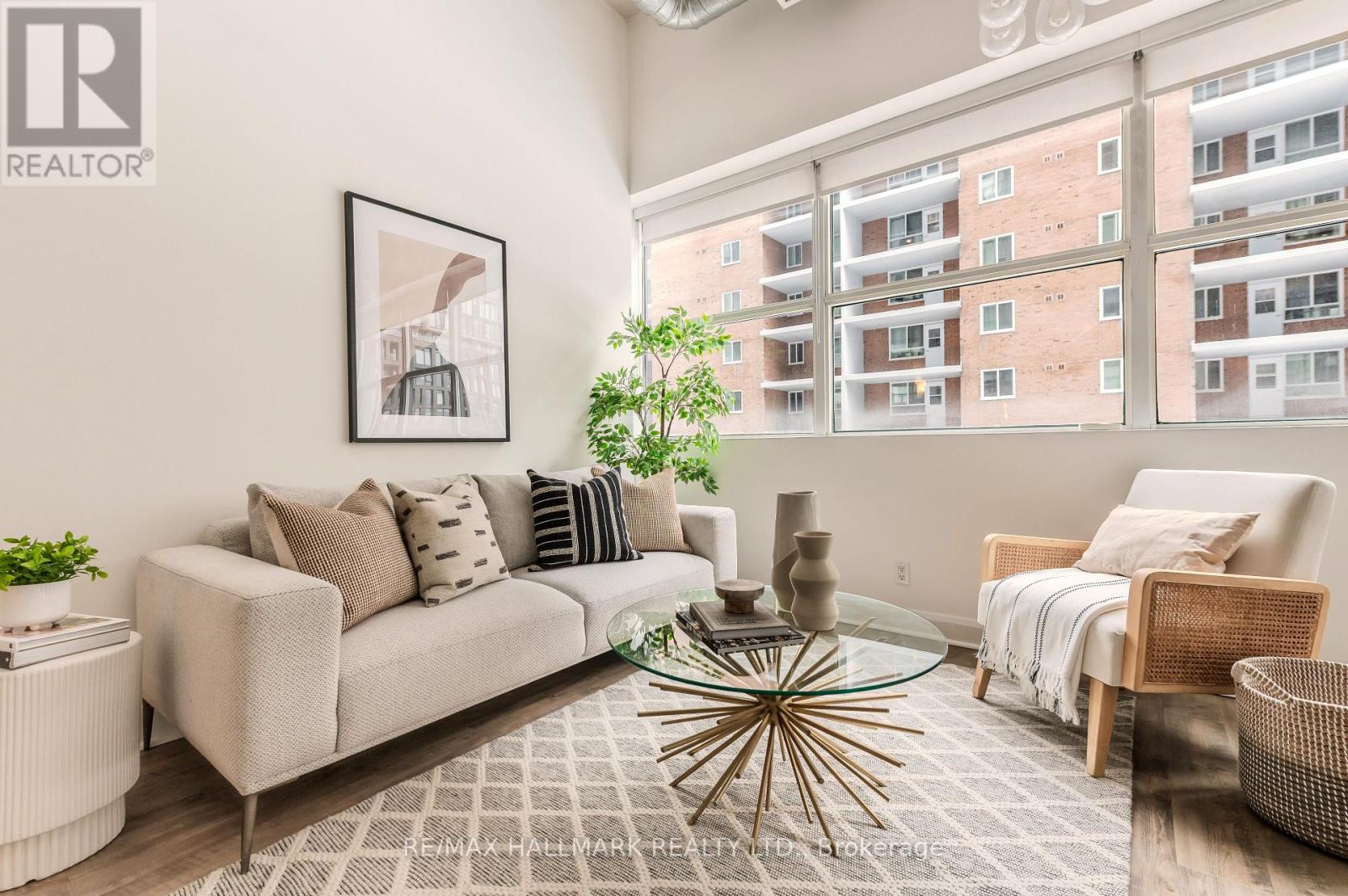 202 - 700 King Street W, Toronto, Ontario  M5V 2Y6 - Photo 2 - C12824176