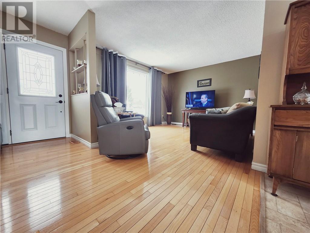 185 Eva Street, Hanmer, Ontario  P3P 1M4 - Photo 7 - 2126610