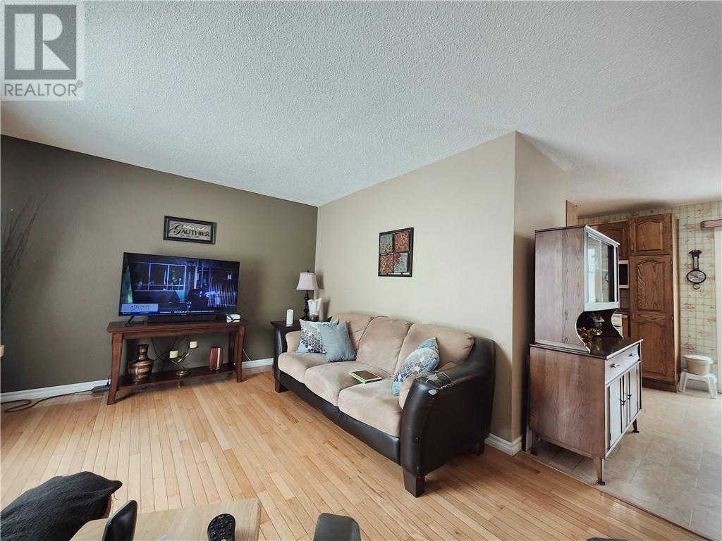 185 Eva Street, Hanmer, Ontario  P3P 1M4 - Photo 9 - 2126610