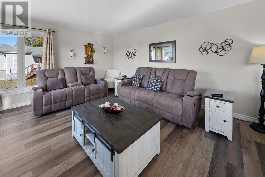 724 Notre Dame Avenue W, Azilda, Ontario  P0M 1B0 - Photo 16 - 2126607