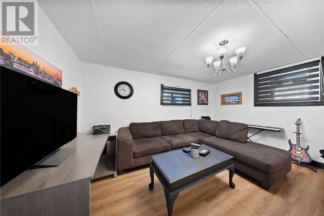 724 Notre Dame Avenue W, Azilda, Ontario  P0M 1B0 - Photo 32 - 2126607