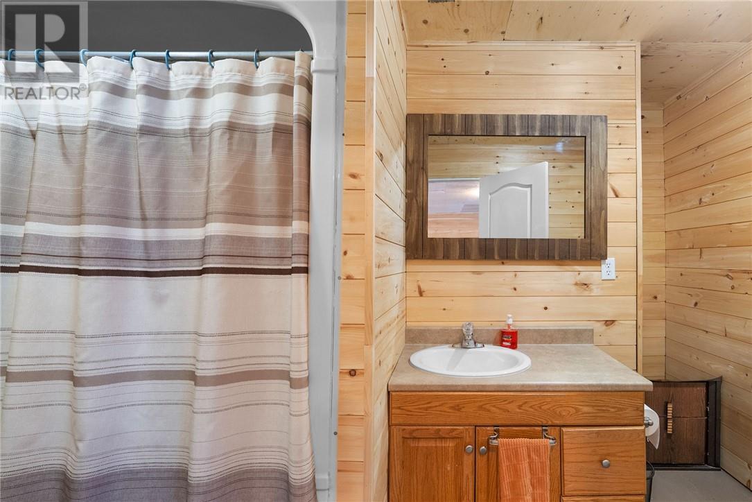 724 Notre Dame Avenue W, Azilda, Ontario  P0M 1B0 - Photo 37 - 2126607