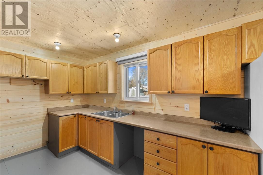 724 Notre Dame Avenue W, Azilda, Ontario  P0M 1B0 - Photo 41 - 2126607