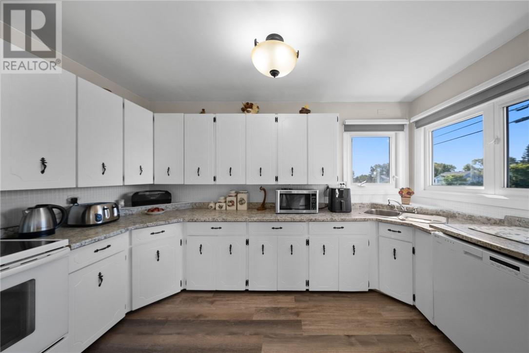 724 Notre Dame Avenue W, Azilda, Ontario  P0M 1B0 - Photo 9 - 2126607