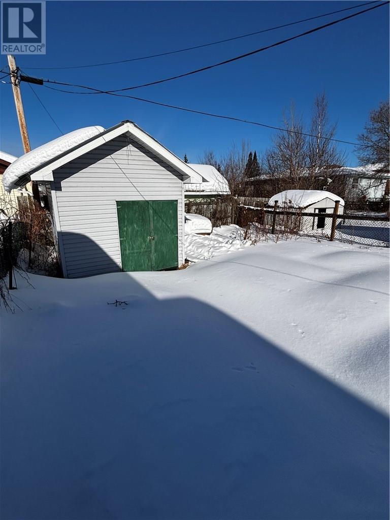 317 Mountain Street, Greater Sudbury, Ontario  P3B 2T8 - Photo 3 - 2126601