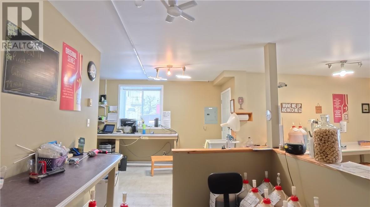 11 Worthington Street, Little Current, Ontario  P0P 1K0 - Photo 4 - 2126502