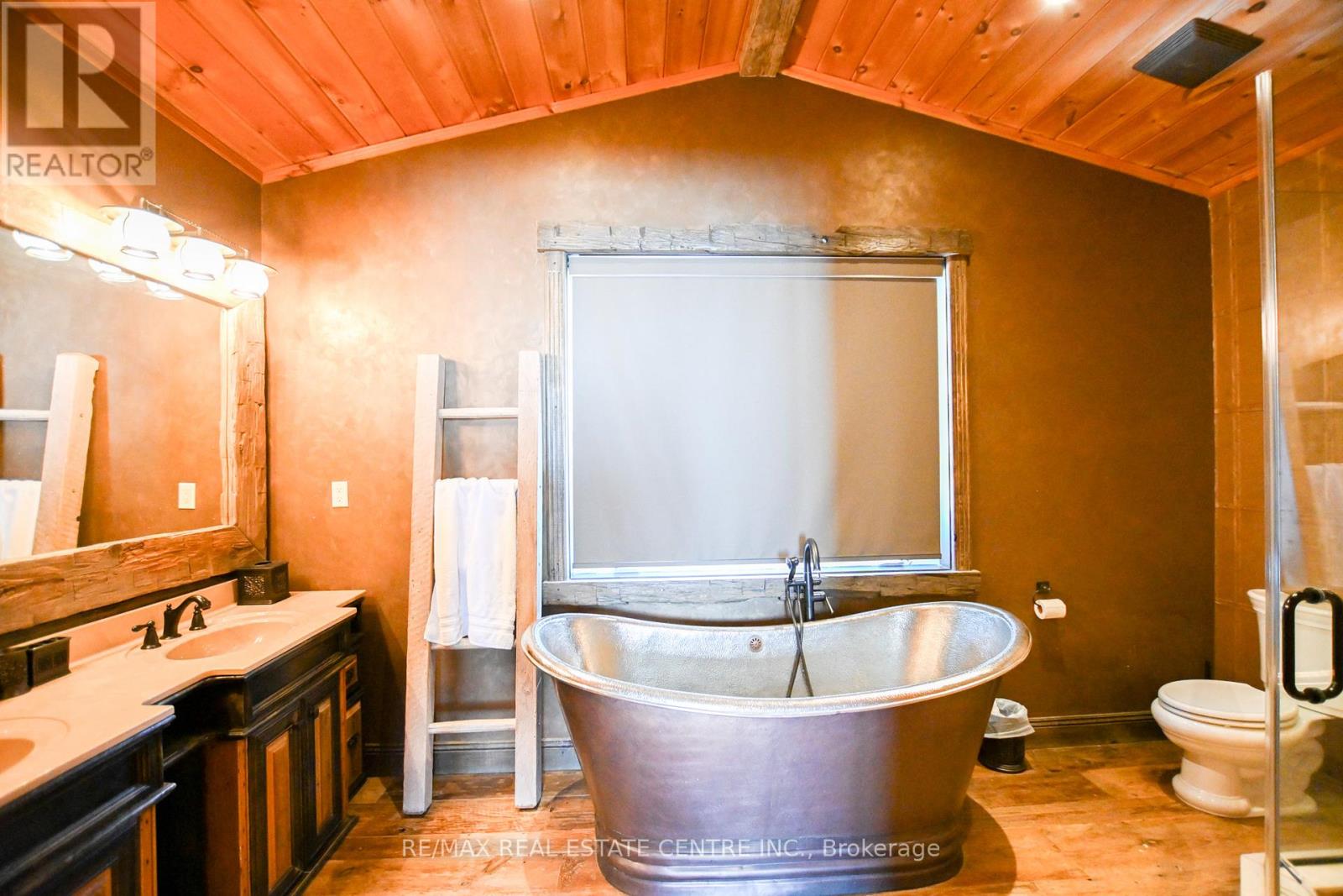 796 Dorcas Bay Road, Northern Bruce Peninsula, Ontario  N0H 2R0 - Photo 17 - X12825856