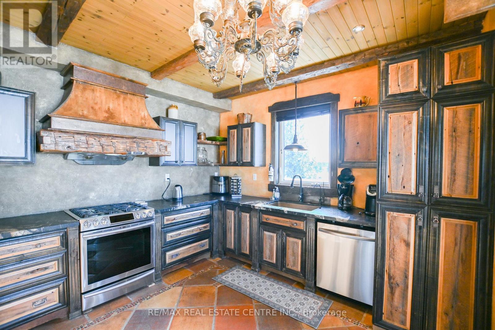 796 Dorcas Bay Road, Northern Bruce Peninsula, Ontario  N0H 2R0 - Photo 21 - X12825856