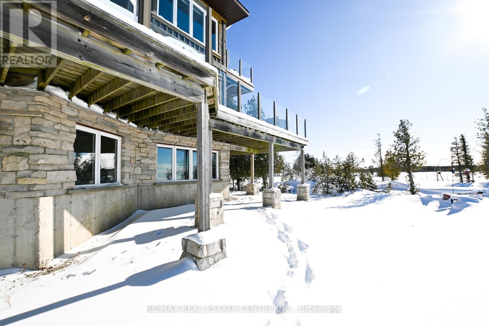 796 Dorcas Bay Road, Northern Bruce Peninsula, Ontario  N0H 2R0 - Photo 47 - X12825856