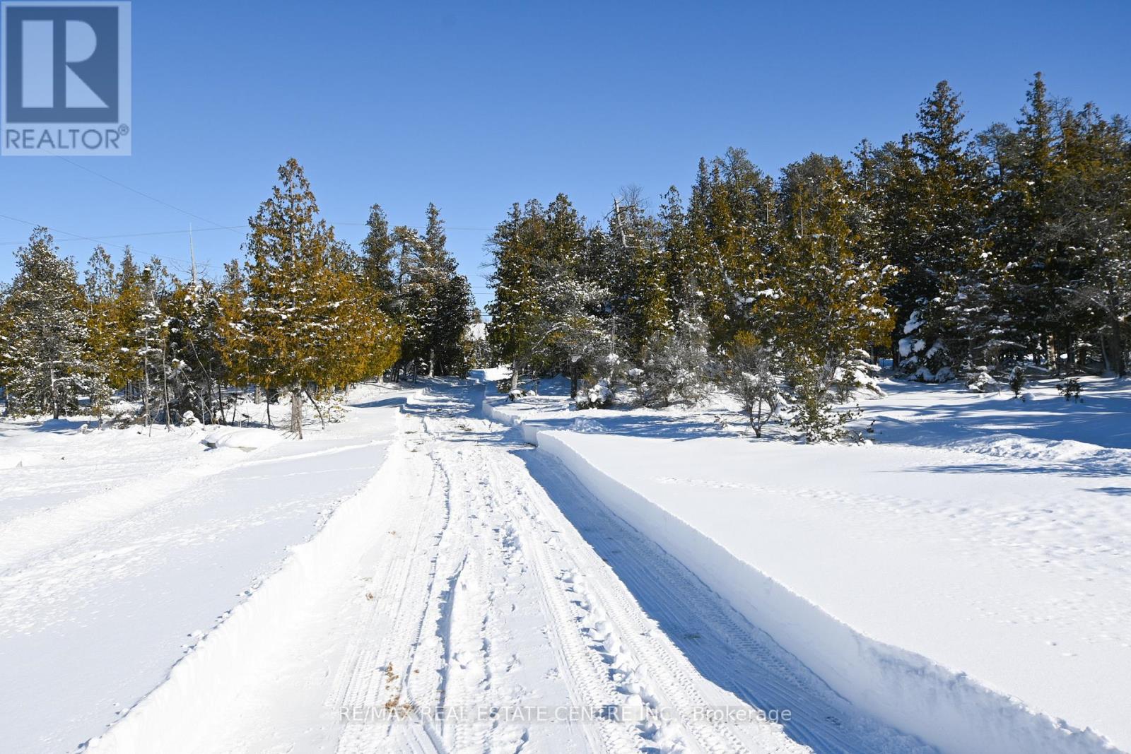 796 Dorcas Bay Road, Northern Bruce Peninsula, Ontario  N0H 2R0 - Photo 48 - X12825856