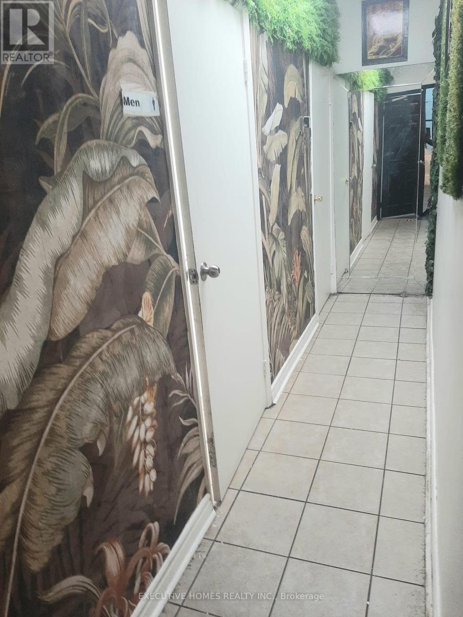 68 - 2300 Finch Avenue, Toronto, Ontario  M9M 2Y3 - Photo 13 - W12819520