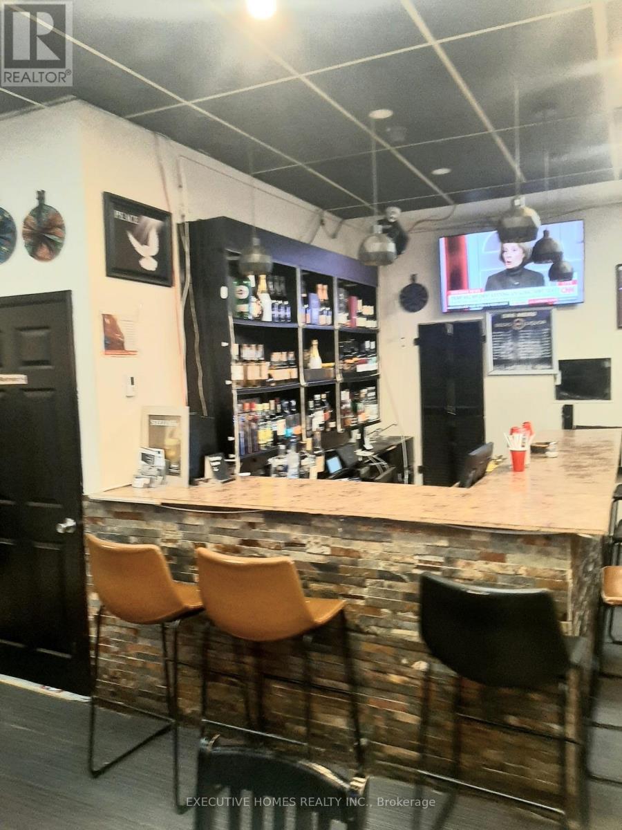 68 - 2300 Finch Avenue, Toronto, Ontario  M9M 2Y3 - Photo 2 - W12819520