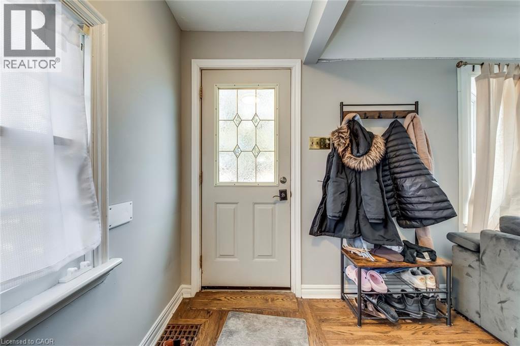 142 Ewen Road, Hamilton, Ontario  L8S 3C7 - Photo 8 - 40806227