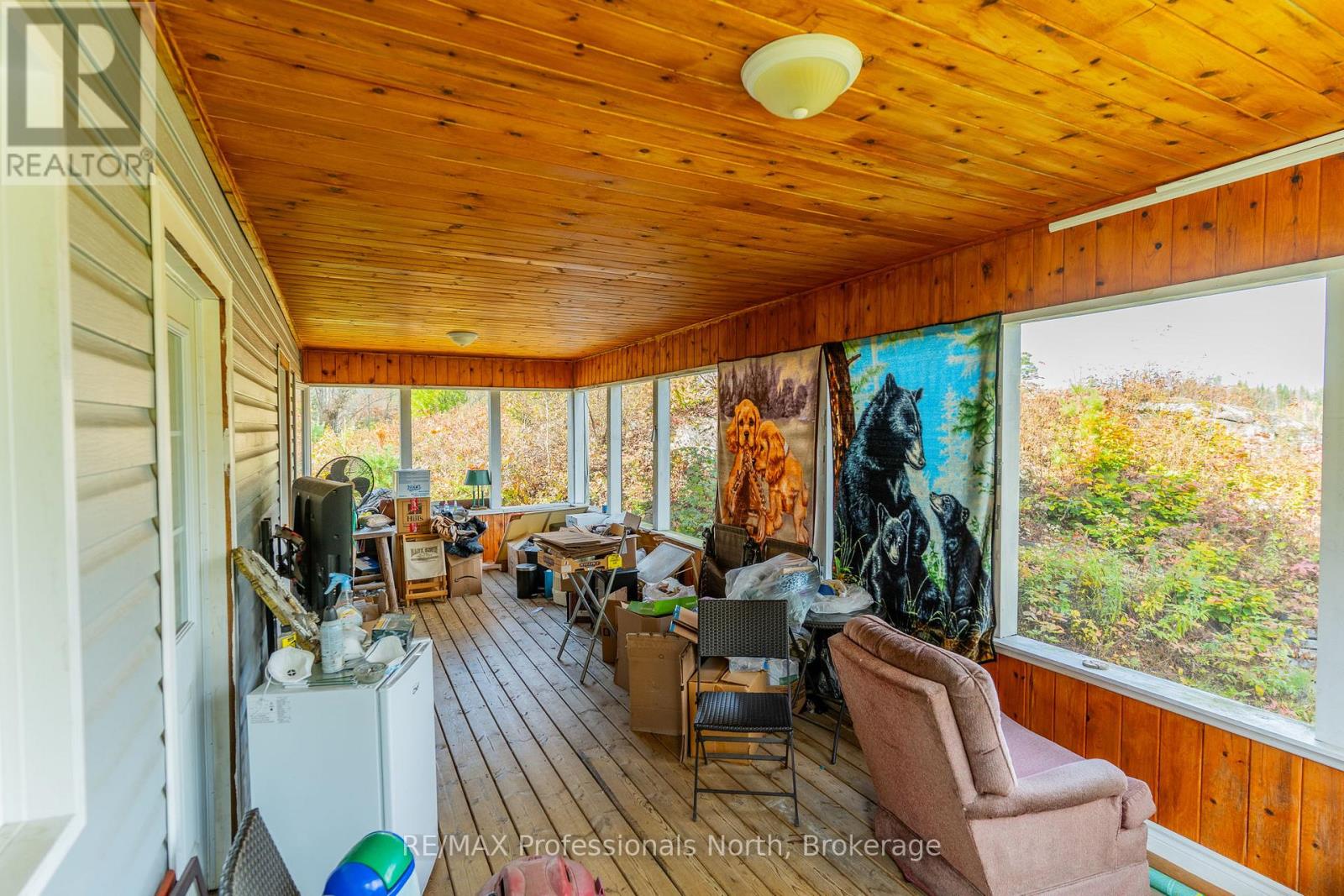 2179 South Lake Road, Minden Hills, Ontario K0M 2K0 - Photo 19 - X12825938