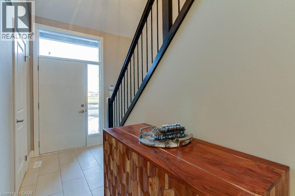 2100 Evans Boulevard, London, Ontario  N6M 0J6 - Photo 3 - 40797607