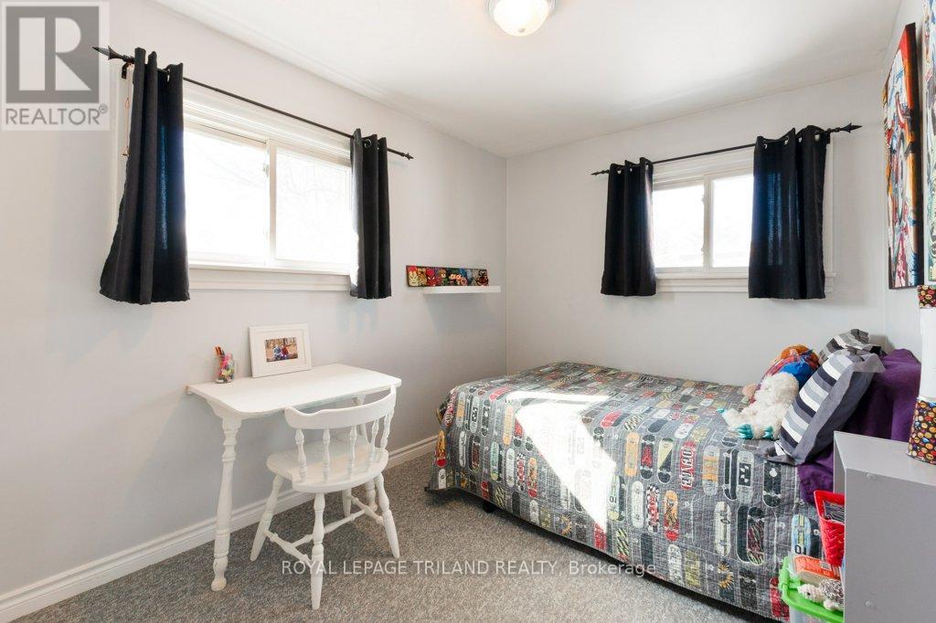 102 Steele Street, St. Thomas, Ontario  N5R 2Y5 - Photo 21 - X12825930