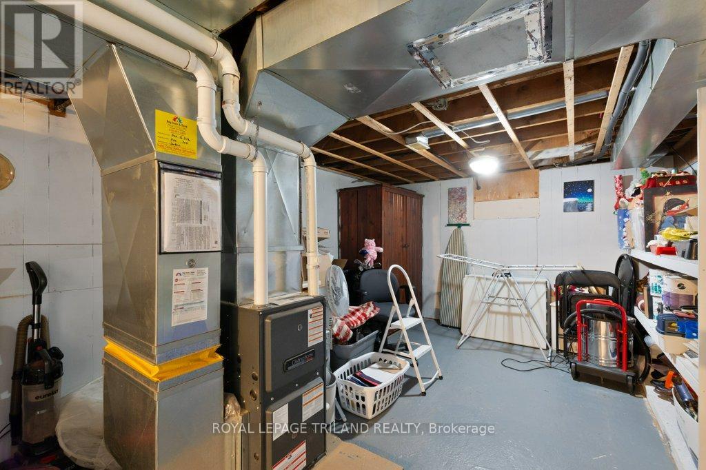 102 Steele Street, St. Thomas, Ontario  N5R 2Y5 - Photo 34 - X12825930