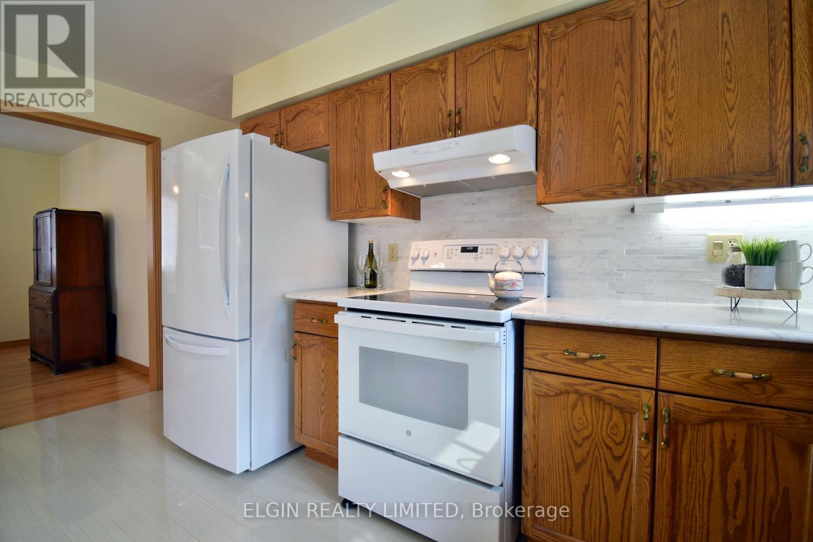 10 Palmer Court, St. Thomas, Ontario  N5R 5Y9 - Photo 12 - X12825958