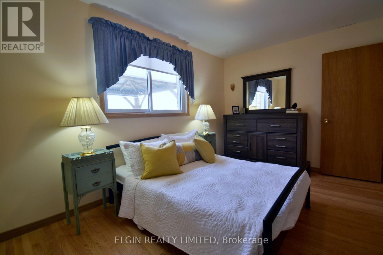 10 Palmer Court, St. Thomas, Ontario  N5R 5Y9 - Photo 17 - X12825958