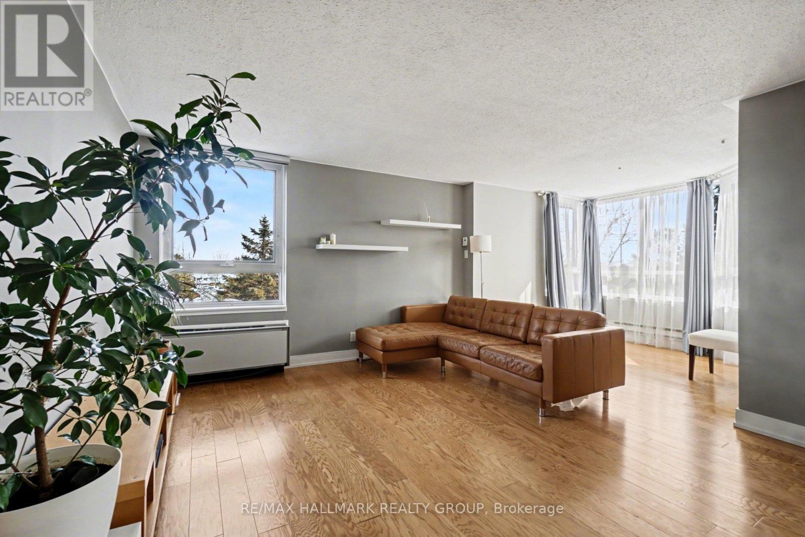 616 - 80 Sandcastle Drive, Ottawa, Ontario  K2H 9E7 - Photo 6 - X12825878