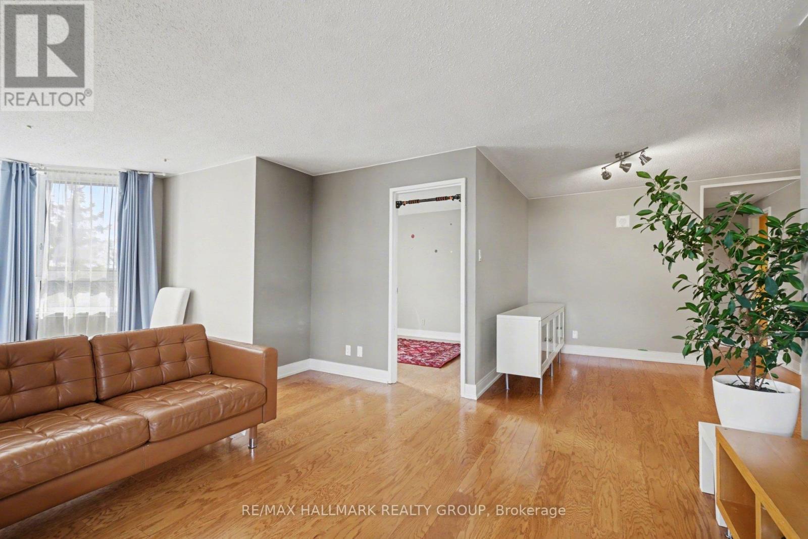 616 - 80 Sandcastle Drive, Ottawa, Ontario  K2H 9E7 - Photo 7 - X12825878